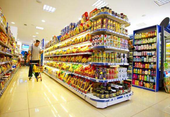 Marii comercianți, obligați să vândă produse în proporție de minimum 51% din producția românească