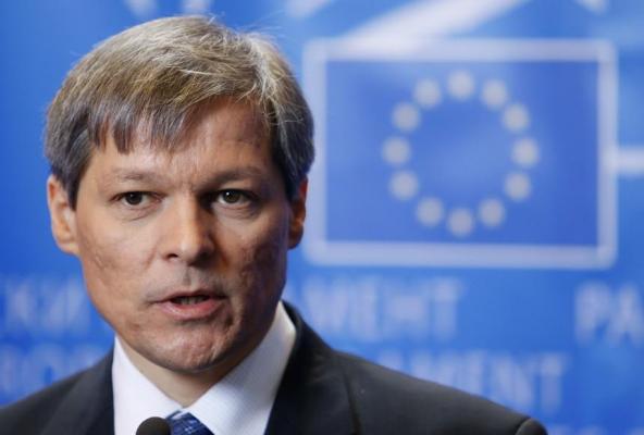 Cioloş: Nu voi schimba structura Guvernului. Fiecare proiect major va fi negociat în Parlament