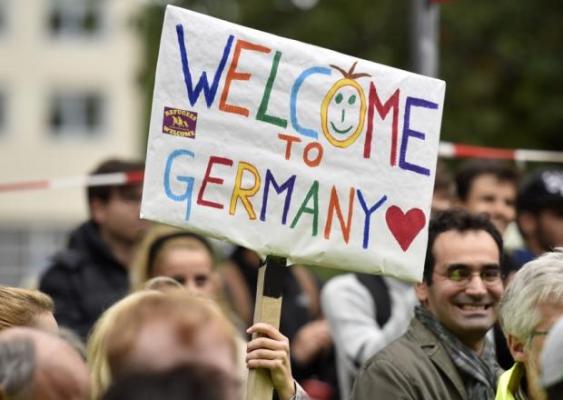 Germania se apropie de un milion de migranți sosiți în 2015!