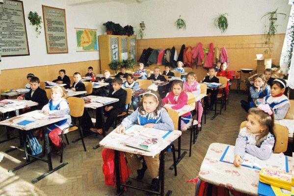Ministerul Educației își propune reducerea abandonului școlar!