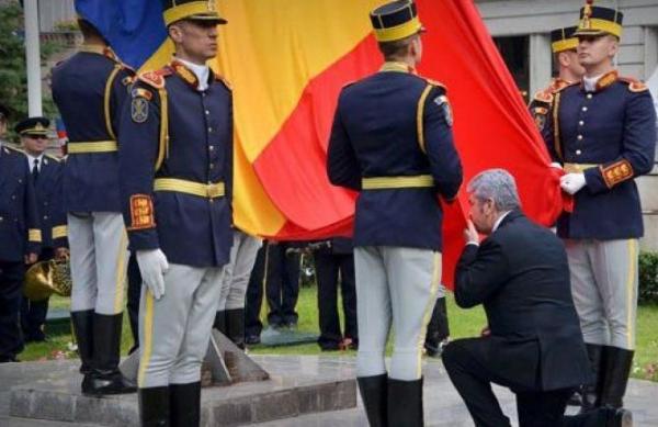 Ministrul Oprea cere prefectului din Covasna sancțiuni în cazul refuzului de a se arbora drapelul României la Sf.Gheorghe