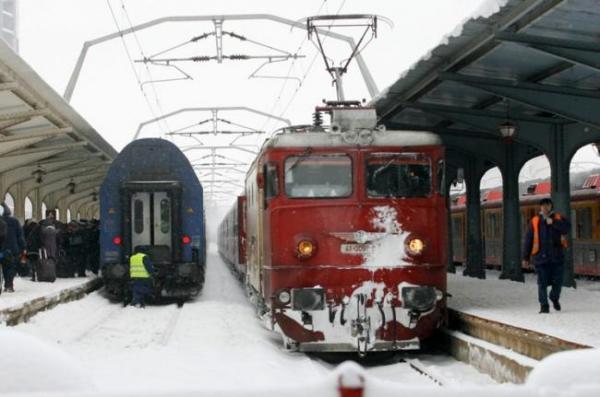Circulația trenurilor, adaptată la condițiile de iarnă