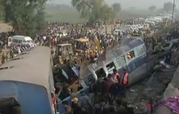 TRAGEDIE FEROVIARĂ în India: Bilanţul accidentului de tren a crescut la 146 de morţi. Operaţiunile de salvare au fost oprite