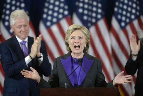 RĂSTURNARE de situaţie în SUA: Anunţul făcut de Hillary Clinton privind renumărarea voturilor