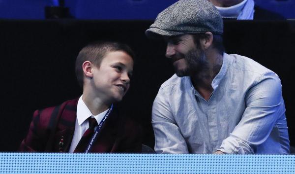 Cruz Beckham nu calcă pe urmele tatălui său! Cel mai mic dintre fiii soţilor Beckham a debutat la radio (VIDEO)