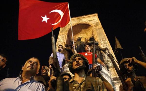 Erdogan ACUZĂ Occidentul că a regizat lovitura de stat din Turcia