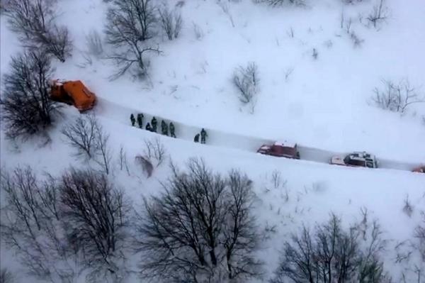 Italia: 23 de persoane, încă dispărute. Echipele de salvatori îşi continuă căutările în zona hotelului lovit de avalanşă