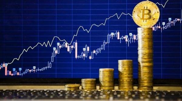 Bitcoin creşte spectaculos! Moneda a atins un nou record, de 8.200 de dolari pe unitate