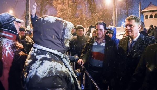 Klaus Iohannis, MESAJ DE ULTIMĂ ORĂ despre întâlnirea cu protestatarii de la Cotroceni, care l-au huiduit
