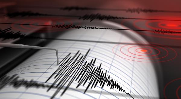 CUTREMUR PUTERNIC de 6,9 pe scara Richter. Seismul, cu peste 20 de replici, a creat panică! (VIDEO)