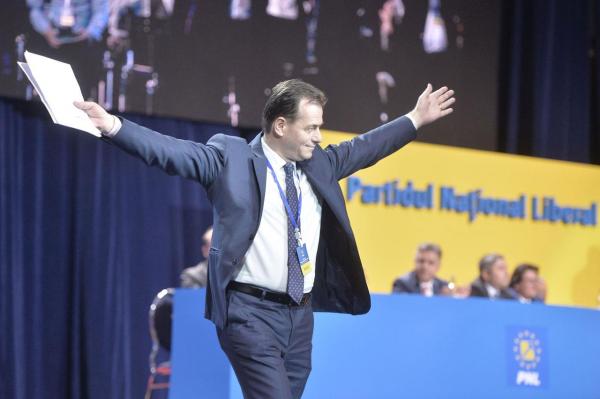 Ludovic Orban este noul preşedinte al PNL. Cristian Buşoi a pierdut lupta pentru șefia partidului