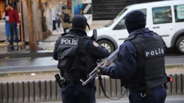 25 de suspecţi că ar avea legături cu Statului Islamic au fost reţinuţi la Istanbul