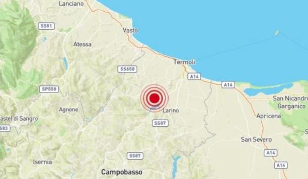 Cutremur puternic în Italia. Oamenii şi-au petrecut noaptea în maşini