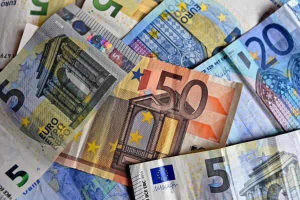 Curs valutar euro-dolar
