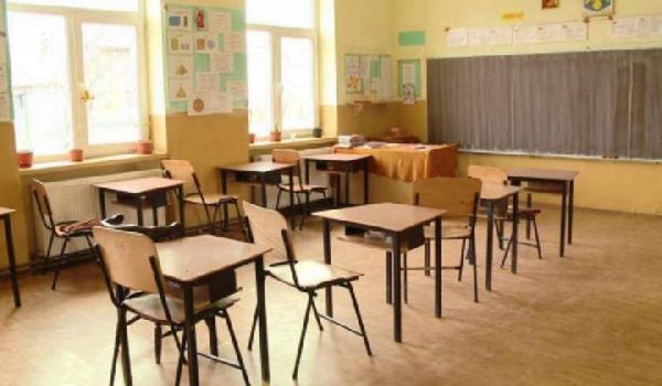 În Bucureşti sunt afectate 50 de şcoli şi grădiniţe