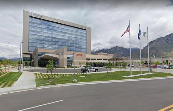 Spital din SUA asaltat de conspiraţioniştii Covid, care doreau să filmeze că nu e niciun bolnav înăuntru, după ce au văzut parcarea goală