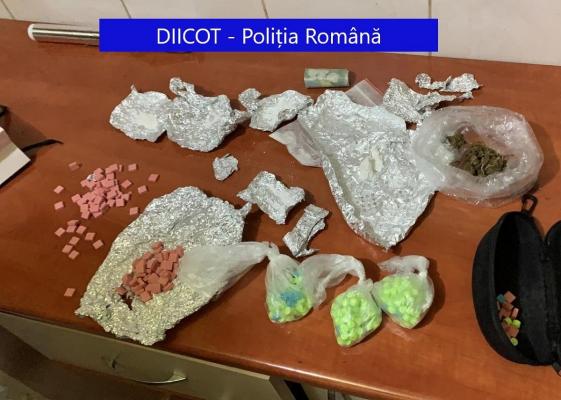 Traficanţii de droguri din Baia Mare au fost arestaţi preventiv