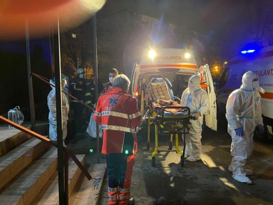 Incendiu spital Ploiești: Şefa Secţiei de Boli Infecţioase: ”Restul secţiei este intact şi poate fi folosit după verificări”