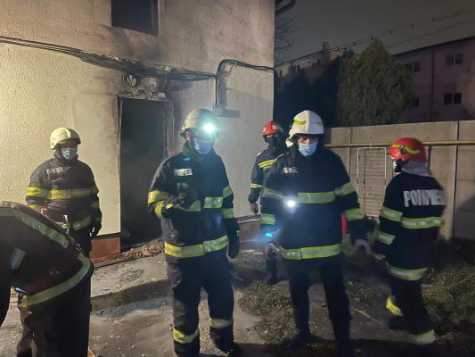 Incendiu spital Ploiești: Opt apeluri la 112 în urma izbucnirii incendiului în care au murit doi pacienți Covid