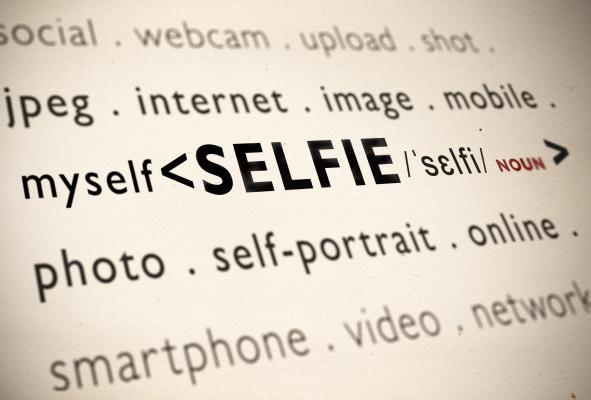 ”Remedial”, „selfie” şi prof”, printre cele 3.600 de cuvinte care se vor regăsi în noua ediție a DOOM-ului
