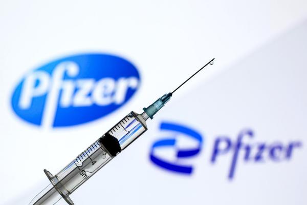 Pfizer: A treia doză de vaccin anti-COVID trebuie administrată între 8 si 12 luni de la a doua