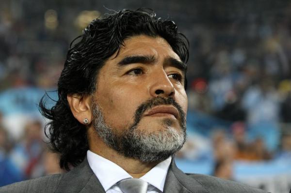 Șapte persoane din echipa medicală a lui Maradona, acuzate de omucidere