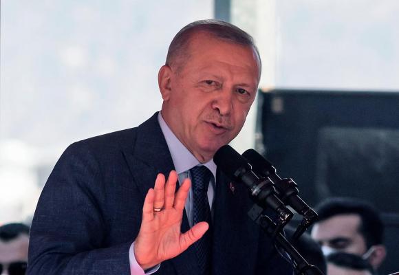 Erdogan avertizează că Turcia nu va deveni „unitatea de stocare a migranților” și cere Europei să-și asume responsabilitatea pentru afganii care fug din țară