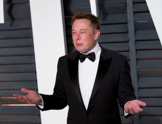 Averea lui Elon Musk a depășit din nou 300 miliarde de dolari, cu 100 de miliarde de dolari peste cea a magnatului pe locul doi