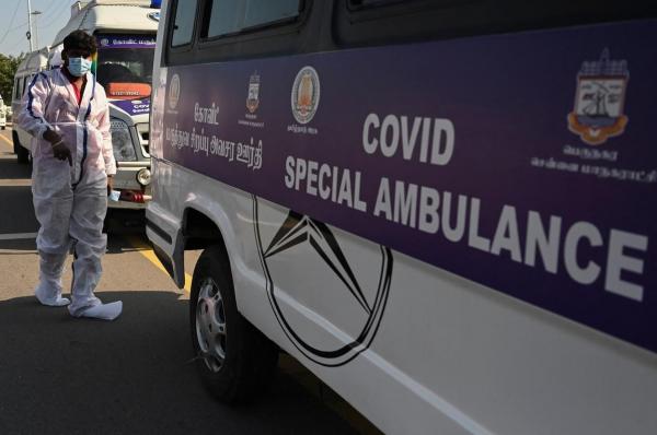 Un avion din Milano, plin cu bolnavi COVID, a aterizat în India. Ce riscă 13 pasageri care au fugit din carantină