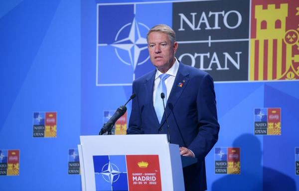 Mesaj comun al statelor NATO din Europa Centrală și de Est. Iohannis: Susținem decizia NATO privind aderarea Ucrainei