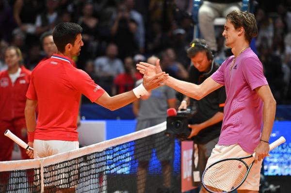 Alexander Zverev l-a învins pe Novak Djokovic la World Tennis League. Competiţia, transmisă pe AntenaPLAY