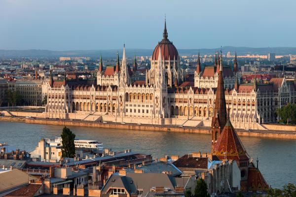 UE blochează fonduri de 22 miliarde € ale Ungariei, până când Budapesta va respecta Carta Europeană a Drepturilor