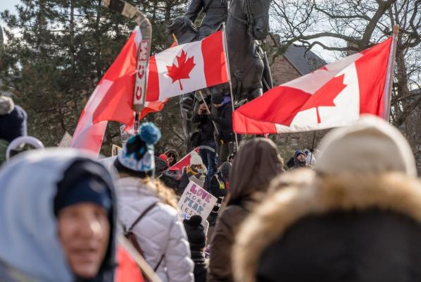 Provincia canadiană Ontario renunță la certificatul verde, după protestele de amploare ale șoferilor de camioane