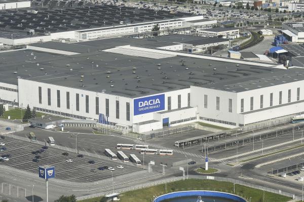 Uzina Dacia oprește temporar producția de cutii de viteze, ca urmare a crizei generate de războiul din Ucraina