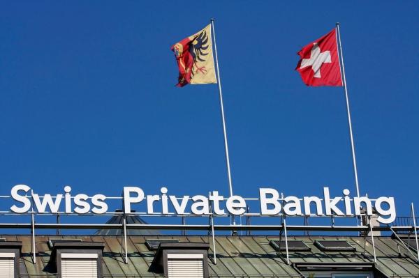 ANALIZĂ Reuters. Câţi bani ar avea ascunşi în băncile din Elveţia oligarhii şi oficialii ruşi