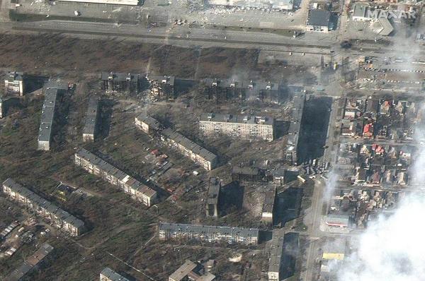 Bombardamentele continuă în Mariupol