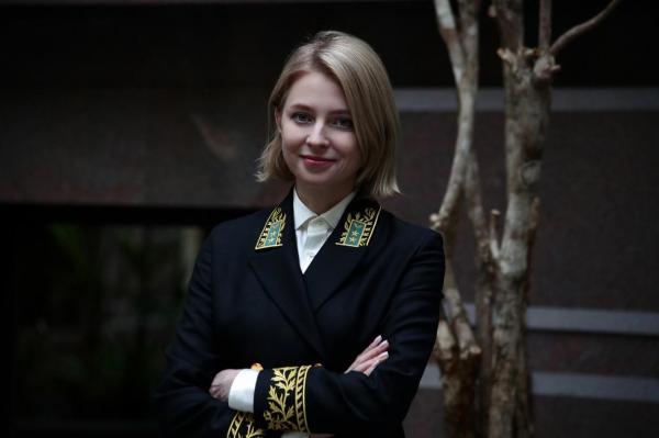 Natalia Poklonskaya, fosta procuroare generală a Peninsulei Crimeea după anexarea la Federația Rusă.