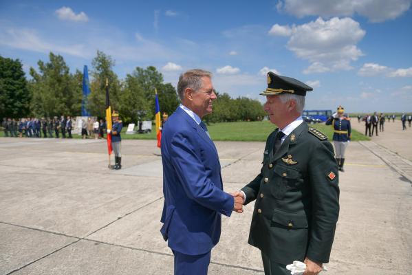 Preşedintele Iohannis l-a primit la baza Mihail Kogălniceanu pe regele Belgiei