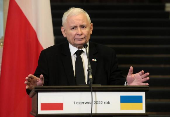 Jaroslaw Kaczynski, vicepremier și liderul partidului aflat la putere, a demisionat din Guvernul polonez