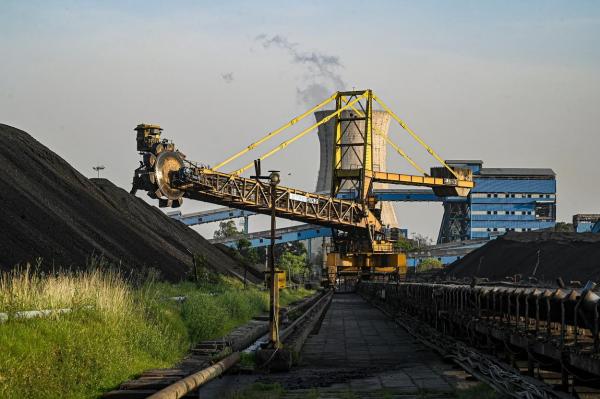 Polonia şi Ucraina cresc producţia de cărbune termic, cel mai poluant combustibil fosil, pregătindu-se pentru lunile de iarnă