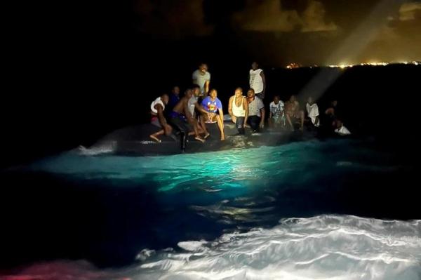 Cel puţin 17 morţi după ce o barcă s-a răsturnat în Bahamas: „Omagiem viețile pierdute ale celor care caută un trai mai bun”