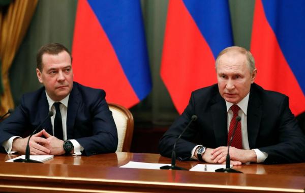"Prostie primitivă". Medvedev critică "pedepsele" impuse de UE Rusiei: "Vor să facă bucăți economia rusească"