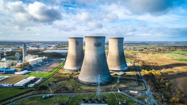 Parlamentul European a votat ca gazul natural și energia nucleară să fie considerate "verzi". Iohannis a salutat decizia PE