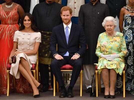 Urzeala tronurilor continuă la Buckingham: Harry şi Meghan nu o vor întâlni pe Regină în timpul următoarei lor vizite