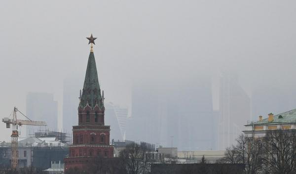 Locuitorii din Moscova s-au trezit înconjurați de fum dens şi miros de ars, în plin val de căldură. Avertismentul transmis de autorități