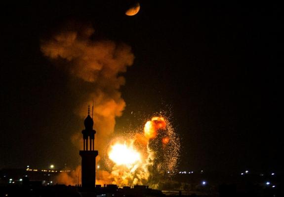 10 oameni au murit, inclusiv un lider al Jihadului Islamic, după ce forţele israeliene au bombardat Fâşia Gaza