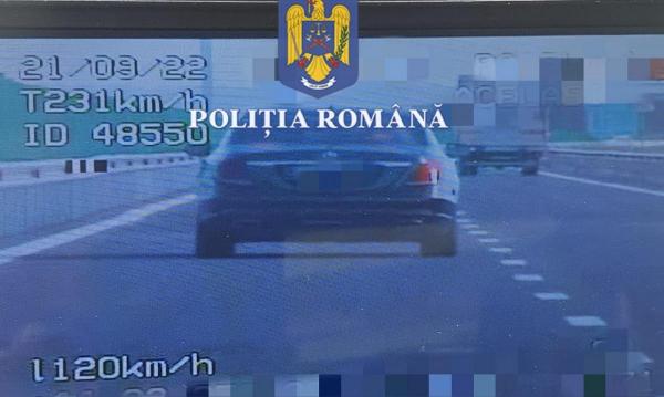 Şofer teribilist, prins când circula cu o viteză ameţitoare pe Drumul Expres Craiova - Pitești