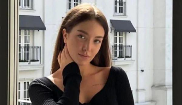 Vedeta din Rusia obişnuieşte să dea sfaturi pentru înfrumuseţare prin intermediul siteului de socializare