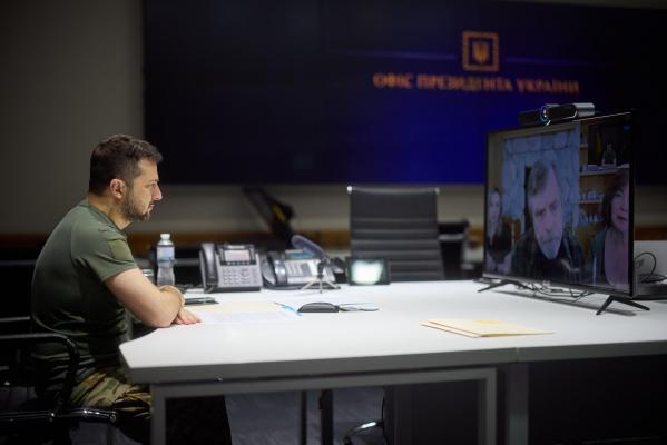 Presedintele Volodimir Zelenski discuta printr-un apel video cu Mark Hamill