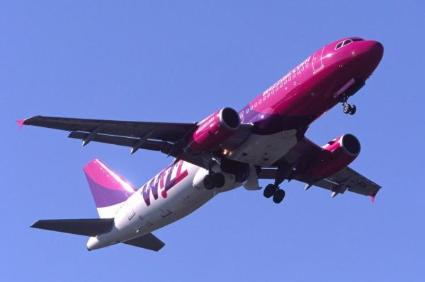 Un bărbat a murit într-un avion WizzAir